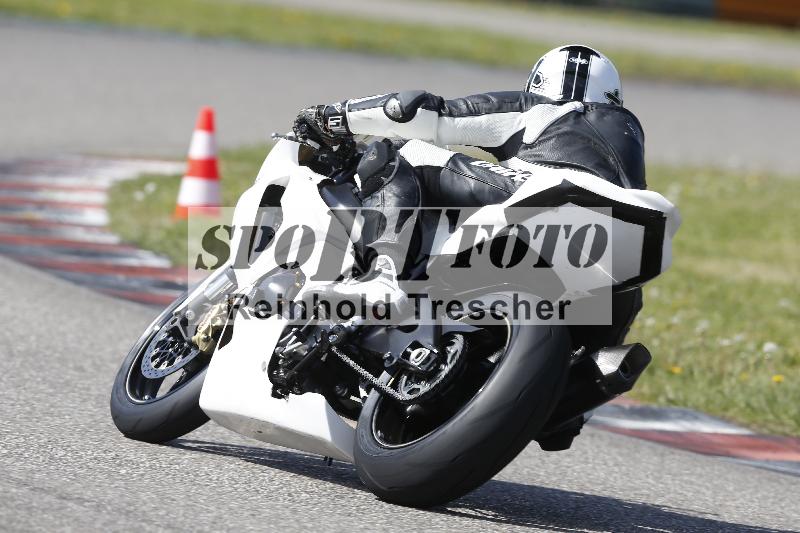 /Archiv-2025/09 22.04.2025 Cornu Master School ADR/rot-rouge/10